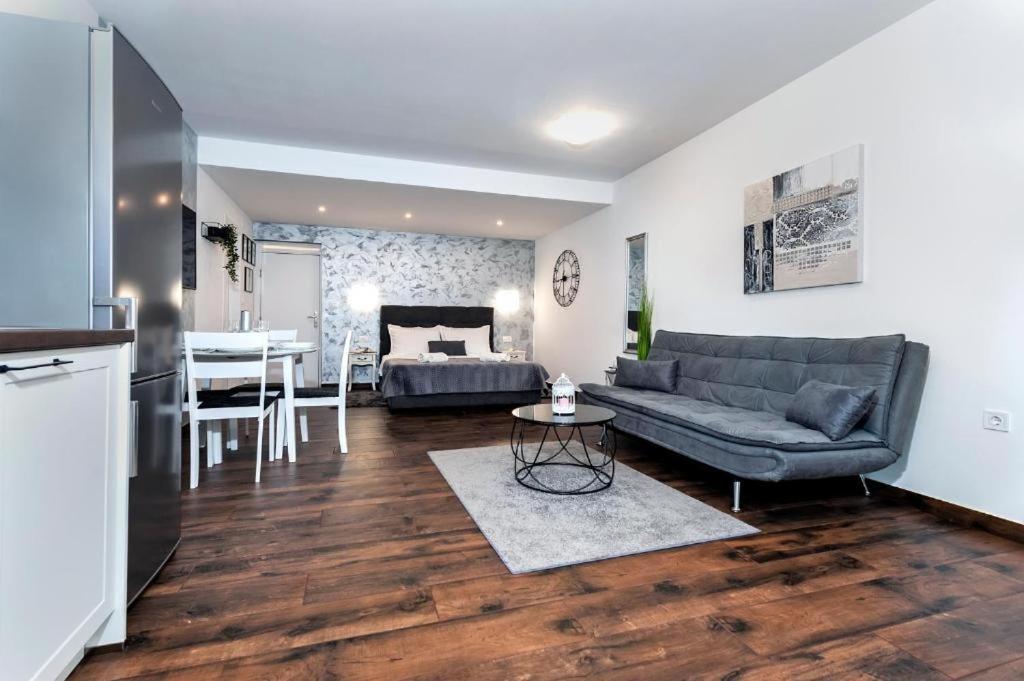 Deluxe Apartments A&A - 2 Rovinj Exterior photo